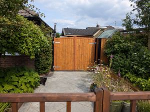 Photo 26- click for photo gallery